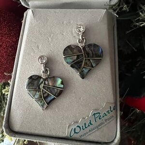 Stores heart earrings